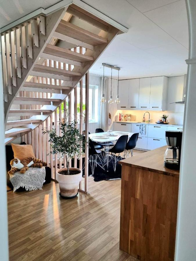 Villa Hus I Lugnt Omrade, 15 Min Fran Oerebro à Vintrosa Extérieur photo