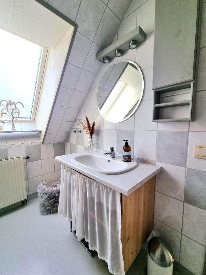 Villa Hus I Lugnt Omrade, 15 Min Fran Oerebro à Vintrosa Extérieur photo